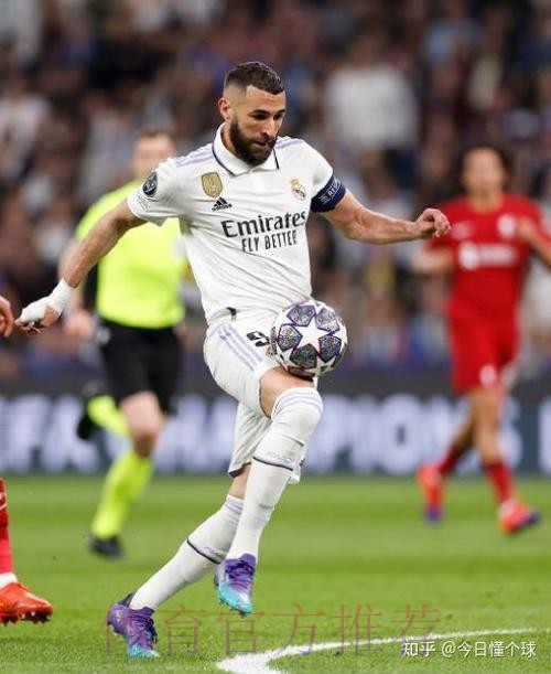 欧冠-皇马1-0利物浦总分6-2进8强 本泽马进球+伤退 欧冠-皇马1-0利物浦总分6-2进8强 本泽马进球+伤退